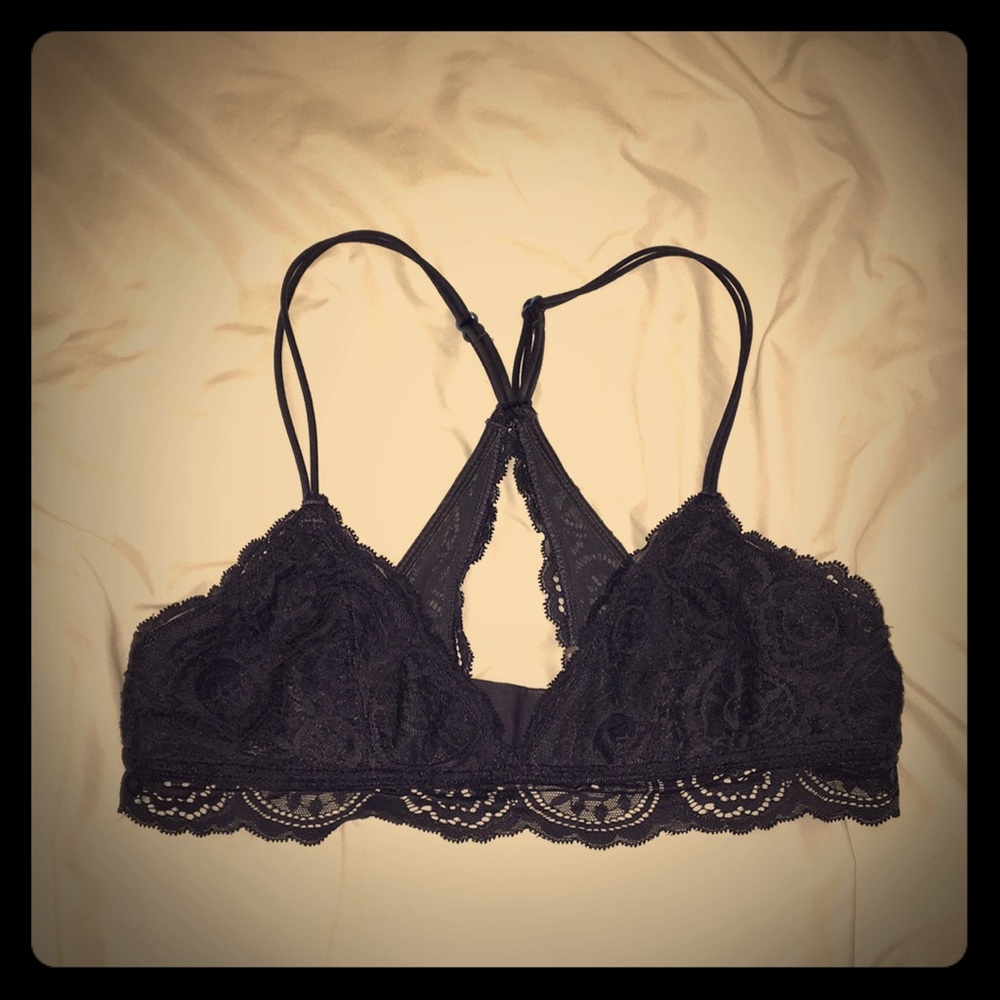 Lacy blue bralette!